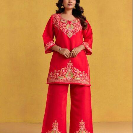 Bright red Kashmiri Embroidered Kurti Set