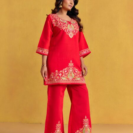Bright red Kashmiri Embroidered Kurti Set - View 2 | PPAVAKEY Ethnic Wear