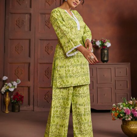 Green Cotton Printed Co-ord set - View 4 | PPAVAKEY Ethnic Wear