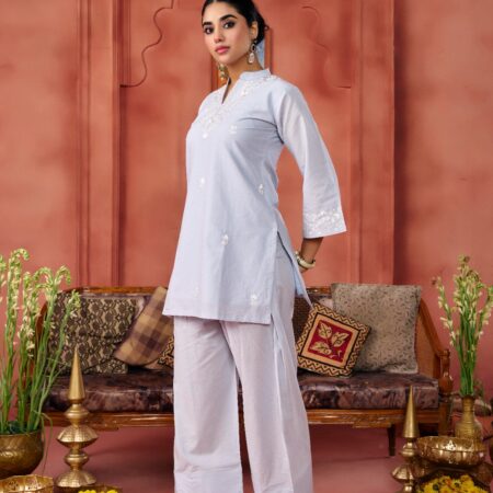 Grey Cotton Embroidered Kurta Set - View 3 | PPAVAKEY Ethnic Wear