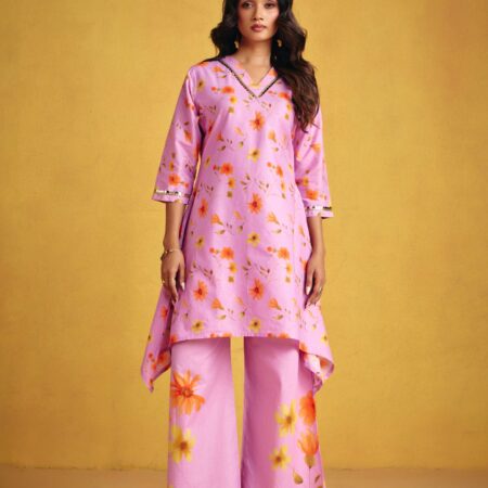 Lavender Floral Kurta Set - View 3 | PPAVAKEY Ethnic Wear