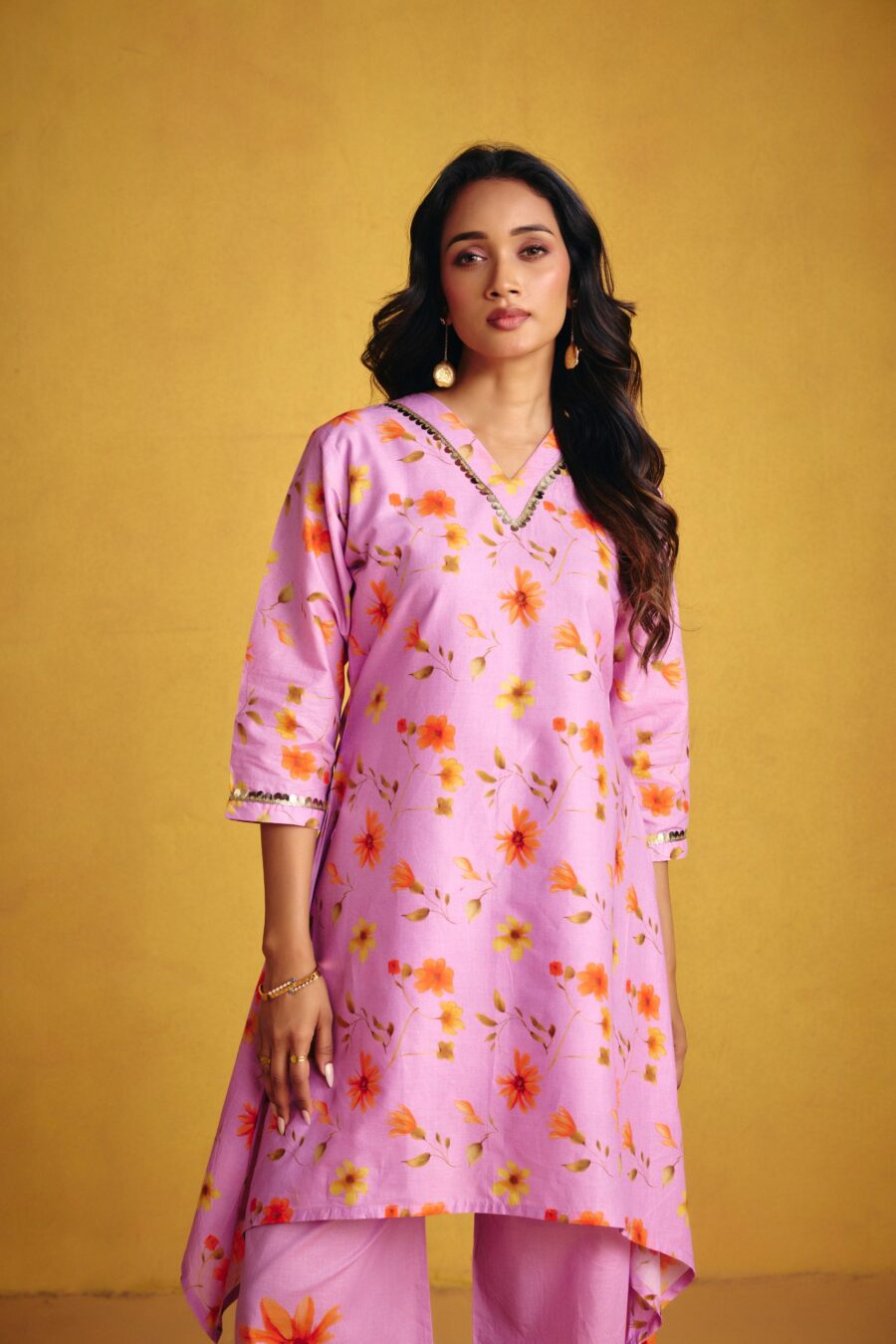 Lavender Floral Kurta Set - View 5 | PPAVAKEY Ethnic Wear