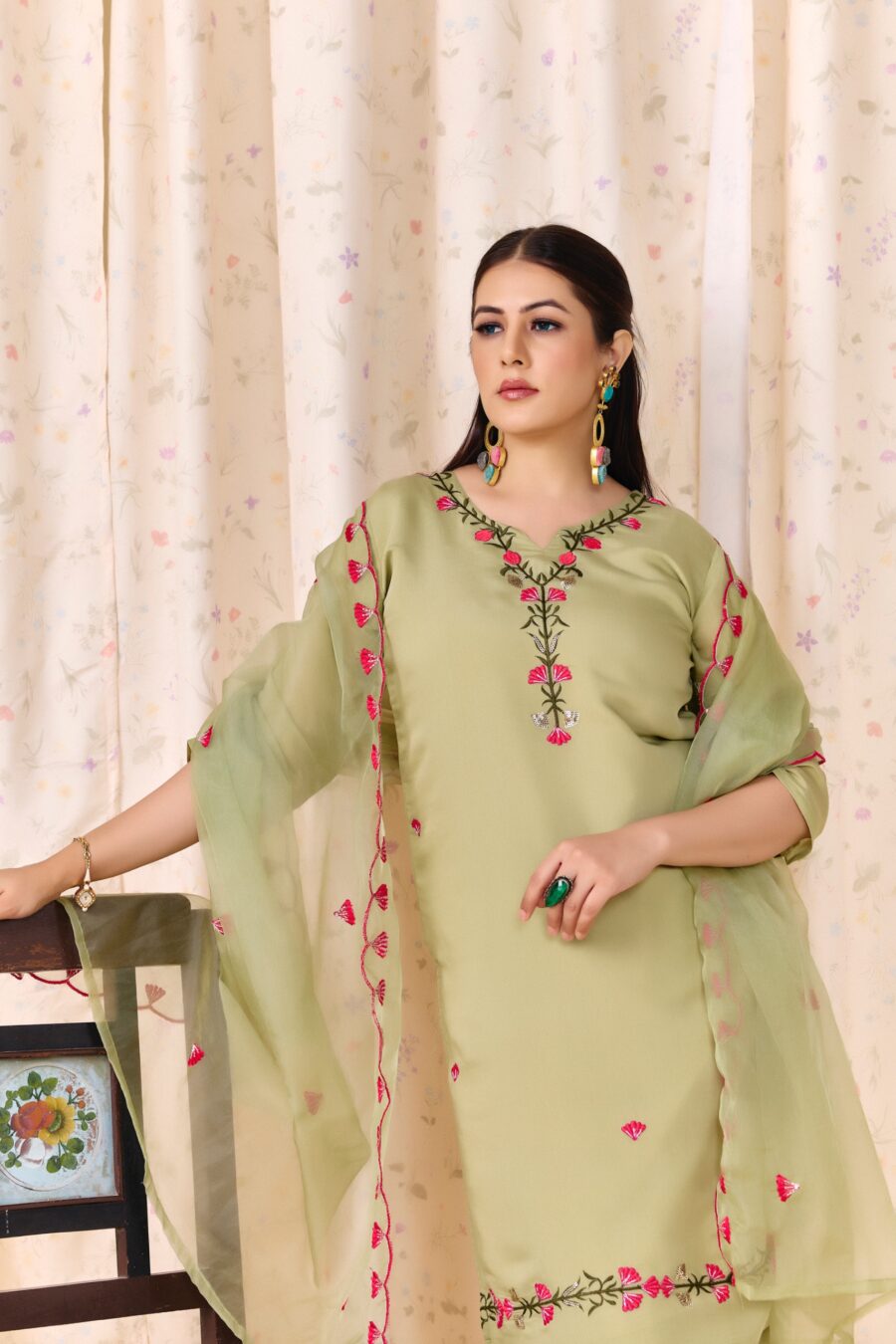 Mehendi Green Embroidered Kurti set with Dupatta - View 4 | PPAVAKEY Ethnic Wear