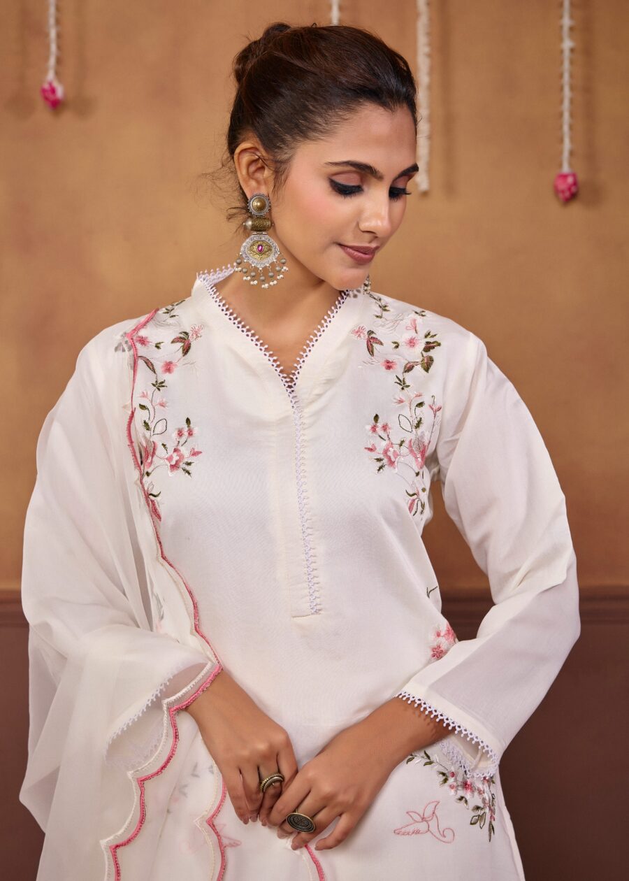 Off White Embroidered Kurti Set with Pockets - View 6 | PPAVAKEY Ethnic Wear