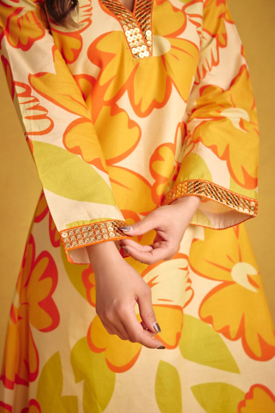 Orange Flower Kurta Set - View 8 | PPAVAKEY Ethnic Wear