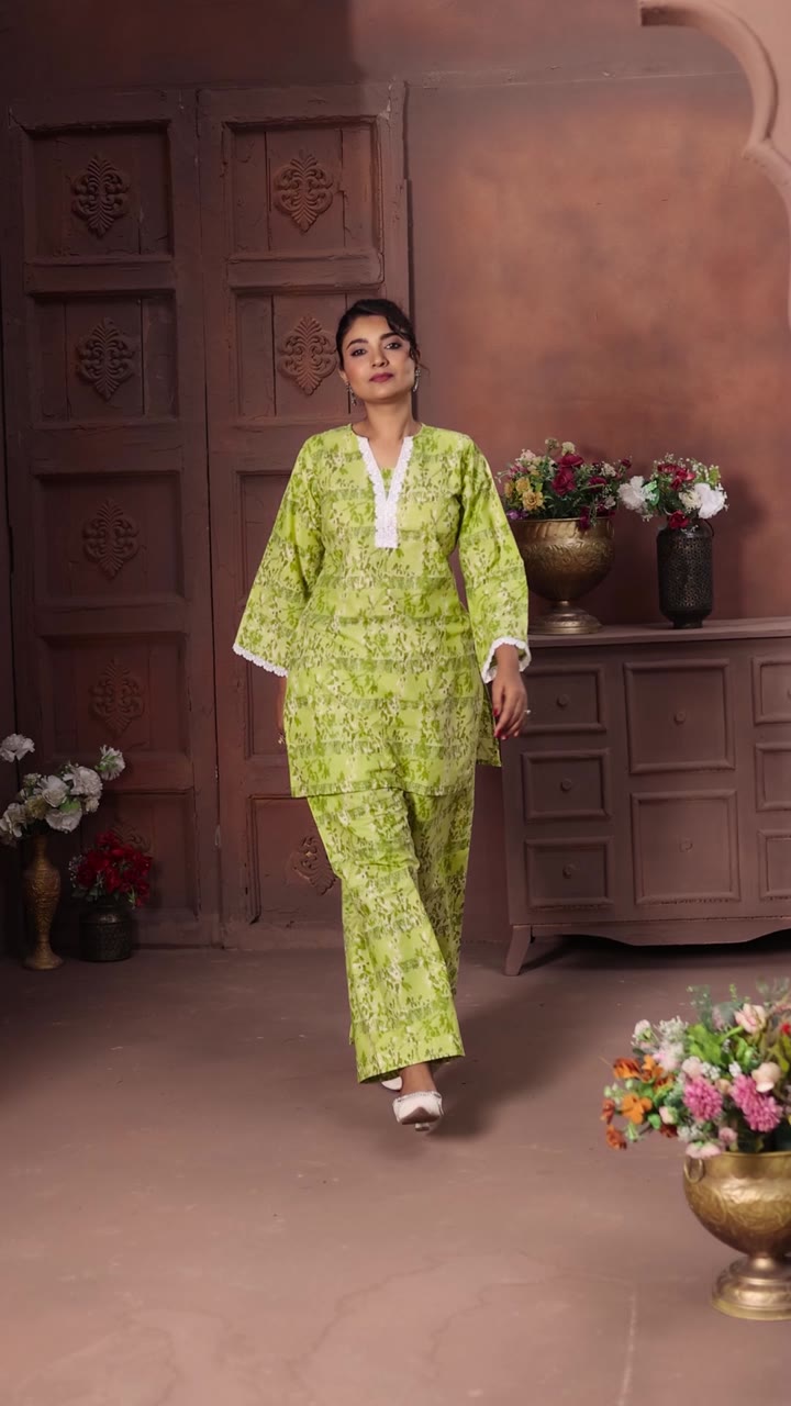 Green Cotton Printed Co-ord set — video